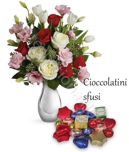 Bouquet di Roselline delicate con Cioccolatini sfusi Fiori a Domicilio