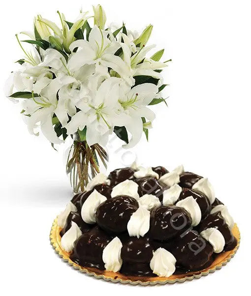 Torta Profiterole con Bouquet di Gigli Bianchi Fiori a Domicilio